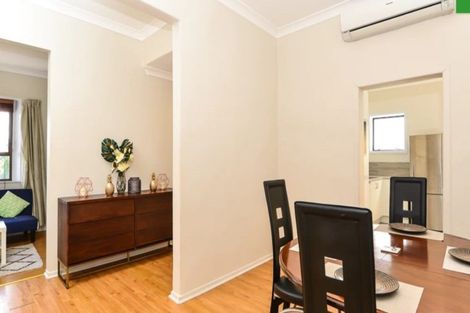 Photo of property in 72 Forest Lake Road, Forest Lake, Hamilton, 3200