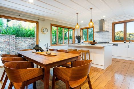 Photo of property in 2/22 View Road, Campbells Bay, Auckland, 0630