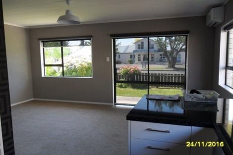 Photo of property in 47 Clare Street, Cambridge, 3434