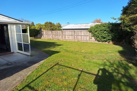 Photo of property in 37 Tintern Avenue, Avonhead, Christchurch, 8042