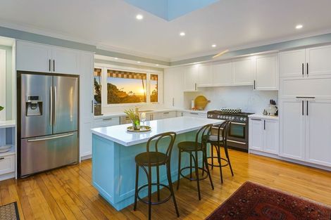 Photo of property in 52-56 Winara Avenue, Waikanae, 5036