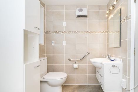 Photo of property in 14 Brough Street, Palmerston, 9430