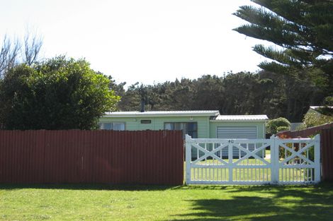 Photo of property in 40 Koputara Road, Himatangi Beach, Foxton, 4891