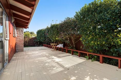 Photo of property in 7/35 Swanson Road, Henderson, Auckland, 0610