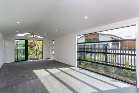 Photo of property in 11 Mackillop Way, Brooklands, New Plymouth, 4310