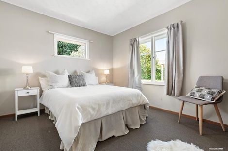 Photo of property in 51 Ramillies Place, Glenfield, Auckland, 0629