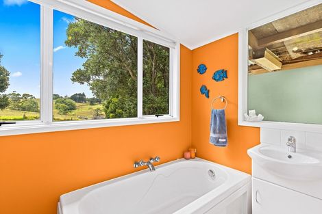 Photo of property in 672 Port Albert Road, Wellsford, 0973