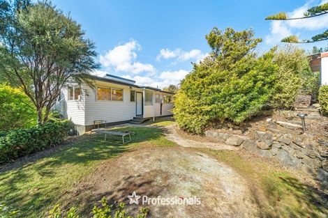 Photo of property in 118 Holborn Drive, Stokes Valley, Lower Hutt, 5019