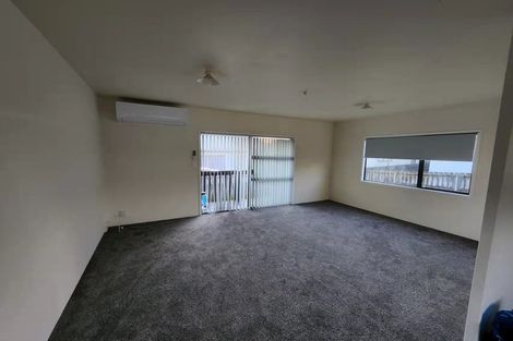 Photo of property in 9a Foxlaw Street, Randwick Park, Auckland, 2105