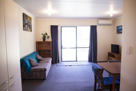 Photo of property in 6a North Street, Tawa, Wellington, 5028