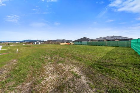 Photo of property in 3 Kotiate Street, Papamoa Beach, Papamoa, 3118