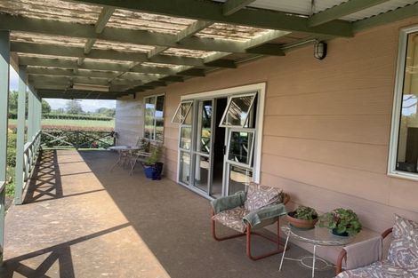 Photo of property in 10 Conway Road, Eltham, 4322