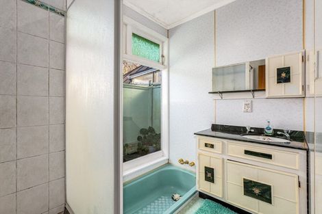 Photo of property in 38 Dover Road, Wainuiomata, Lower Hutt, 5014