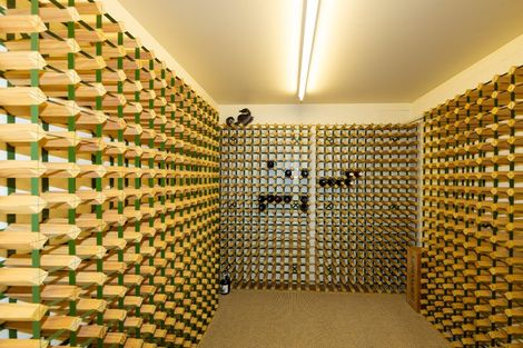 Photo of property in 4 Sanderson Place, Havelock North, 4130