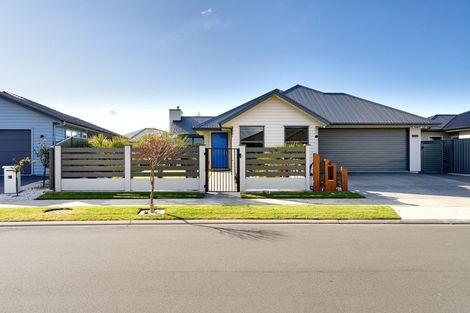 Photo of property in 4 Wanaka Place, Poraiti, Napier, 4112