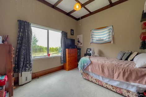 Photo of property in 272 Canal Road West, Waitakaruru, Thames, 3576