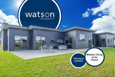 Photo of property in 49 Johnstone Drive, Fitzherbert, Palmerston North, 4410