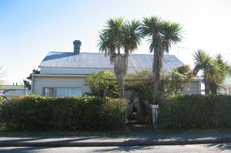 Photo of property in 13 Beach Street, Hokitika, 7810