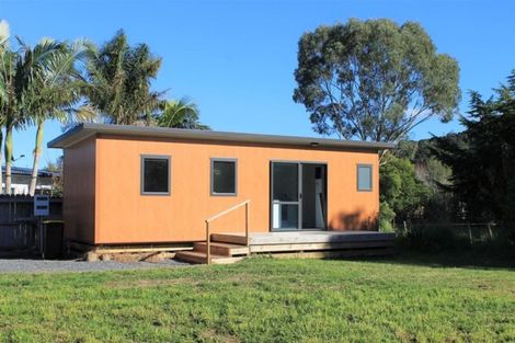 Photo of property in 81 Kauri Grove, Coromandel, 3506