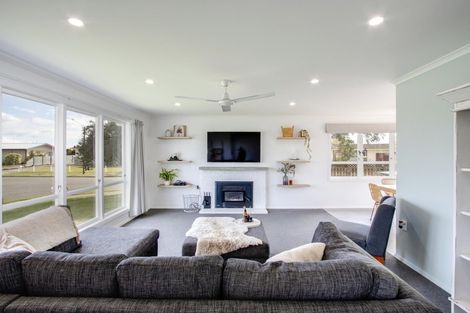Photo of property in 1 Jellicoe Place, Tamatea, Napier, 4112