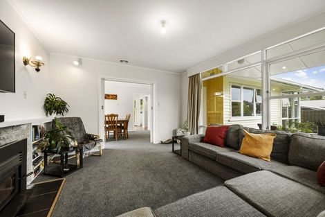 Photo of property in 34 Silverbirch Grove, Churton Park, Wellington, 6037