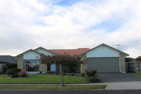 Photo of property in 24 Glanworth Place, Dannemora, Auckland, 2016