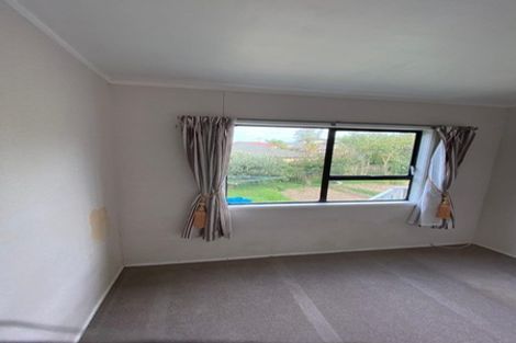 Photo of property in 1/7 Banksia Place, Goodwood Heights, Auckland, 2105