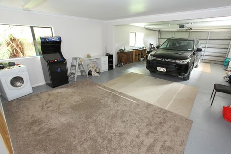 Photo of property in 25 Kauri Lane, Huntly, 3771