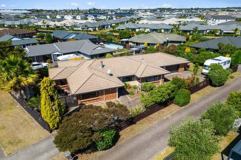 Photo of property in 28 Hibiscus Avenue, Mount Maunganui, 3116