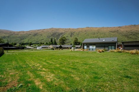 Photo of property in 7 Lakefield Close, Kingston, Athol, 9793