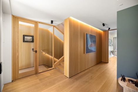 Photo of property in 55e Kent Street, Queenstown, 9300