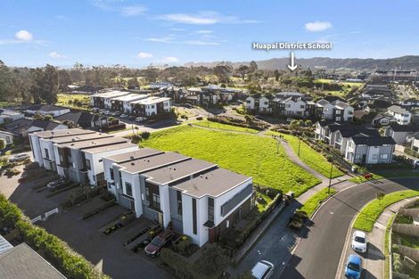 Photo of property in 13b Nellie Drive, Kumeu, 0810