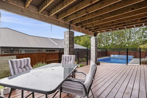 Photo of property in 16a No 2 Road, Te Puke, 3119