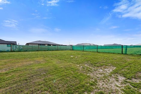 Photo of property in 3 Kotiate Street, Papamoa Beach, Papamoa, 3118