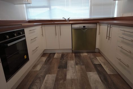 Photo of property in 140a Macandrew Road, South Dunedin, Dunedin, 9012