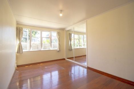 Photo of property in 11 Ramwall Place, Weymouth, Auckland, 2103