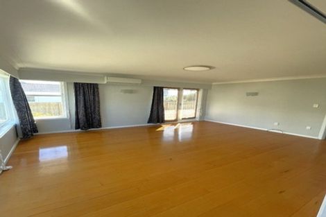 Photo of property in 14a Albert Road, Kelston, Auckland, 0602