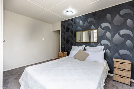 Photo of property in 1 Kotuku Street, Castlecliff, Whanganui, 4501