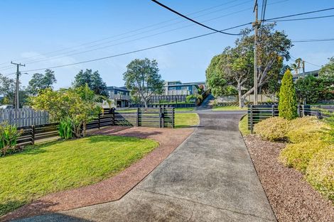 Photo of property in 47a Bay Street, Red Beach, 0932