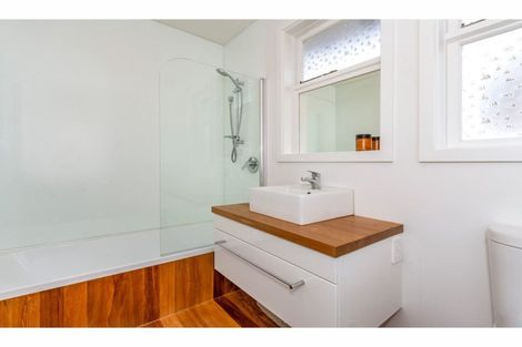 Photo of property in 9 Oakhampton Street, Hornby, Christchurch, 8042