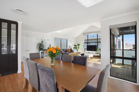 Photo of property in 21 Waller Avenue, Bucklands Beach, Auckland, 2012