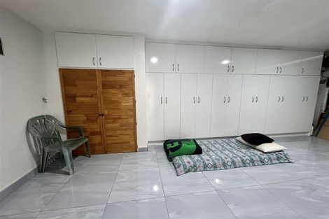 Photo of property in 3 Faith Bullock Place, New Lynn, Auckland, 0600