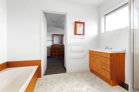 Photo of property in 17 Pearce Place, Kaiapoi, 7630