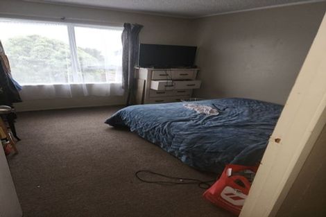 Photo of property in 12 Tyrone Grove, Wainuiomata, Lower Hutt, 5014