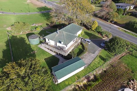 Photo of property in 1908 Paparoa Valley Road, Paparoa, 0571