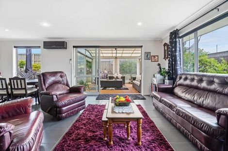 Photo of property in 41 Parkhaven Drive, Rosehill, Papakura, 2113