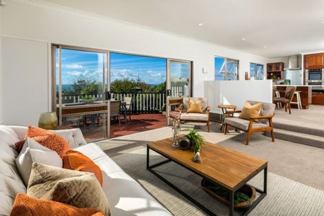 Photo of property in 44 Kowhai Road, Campbells Bay, Auckland, 0630