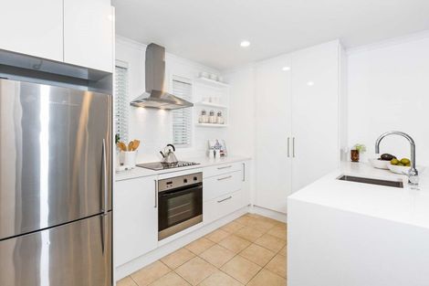 Photo of property in 2/218 Green Lane West, Epsom, Auckland, 1051