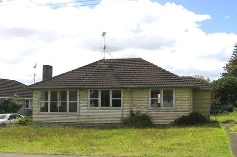 Photo of property in 8 Hayman Place, Beach Haven, Auckland, 0626