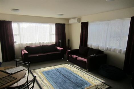 Photo of property in 5 Mexted Terrace, Tawa, Wellington, 5028